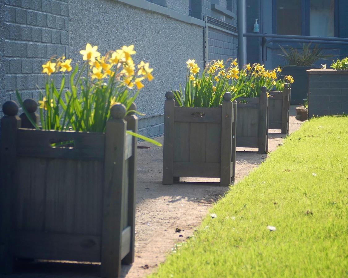 Hotel West Point House Barrow-in-Furness Exterior foto